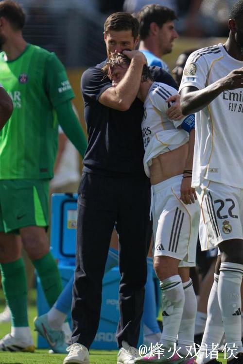 低调英雄拯救皇马:皇马2-1击败阿拉维斯,阿隆索仍陷困境 低调英雄拯救皇马:皇马2-1击败阿拉维斯,阿隆索仍陷困境